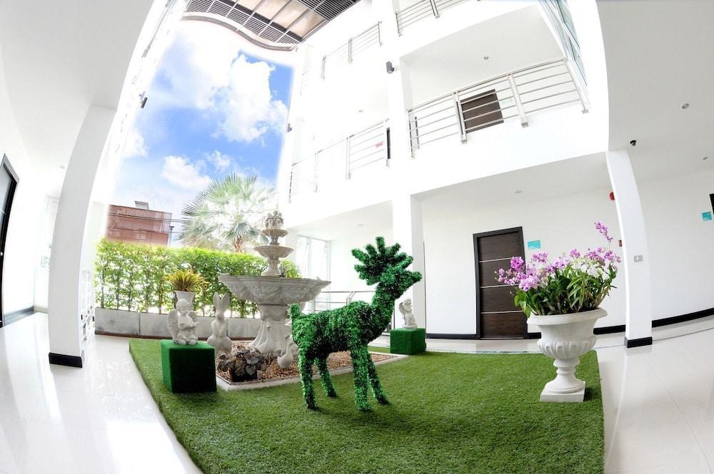 Rhienchai Place Hotel Surat Thani Exterior foto