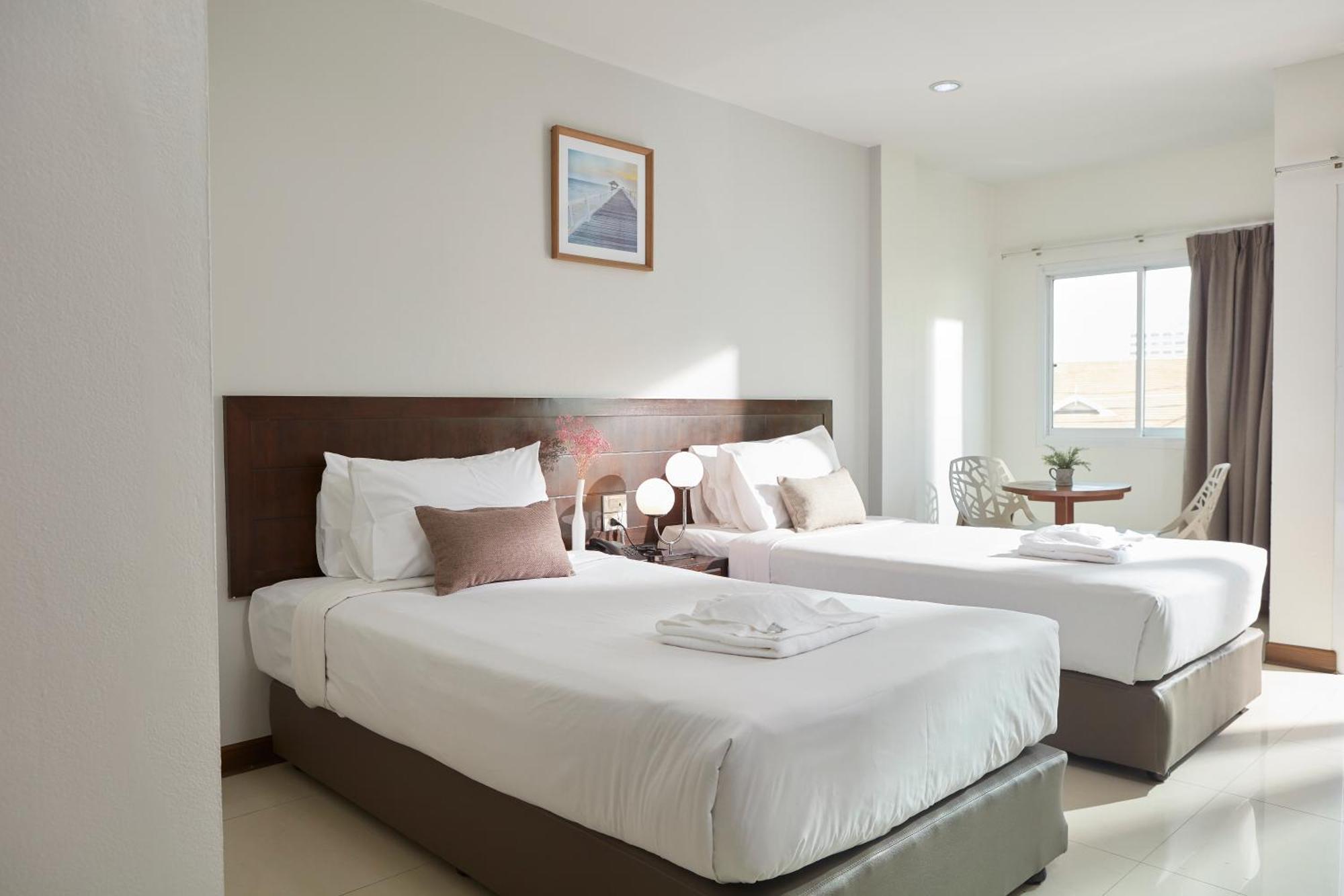 Rhienchai Place Hotel Surat Thani Exterior foto